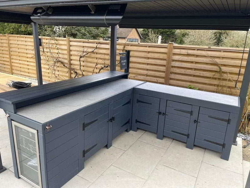 Modular corner drinks bar, pizza bbq table with stools