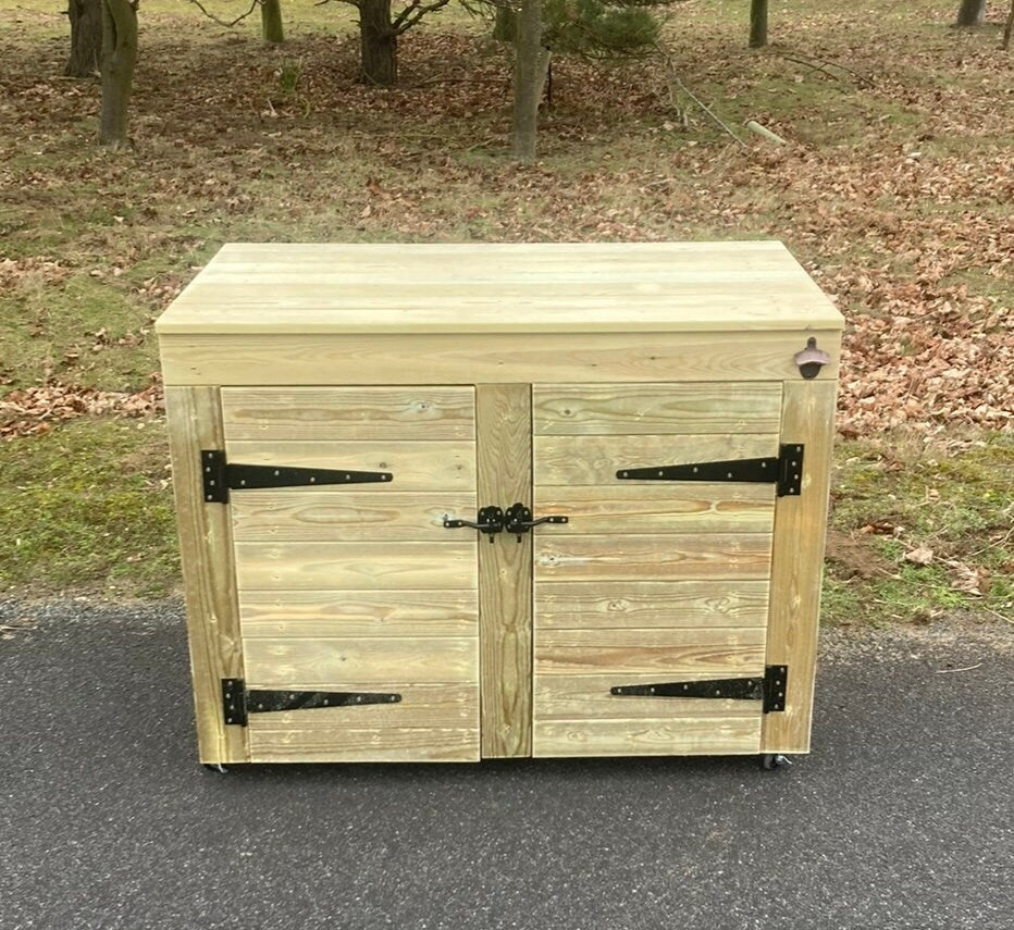 Pizza table with build in storage cupboards / Outdoor drinks bar with built in storage cupboards