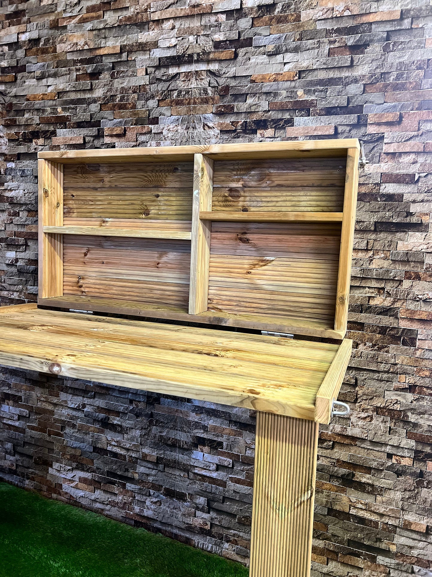 Compact Wall Mounted Foldable Pizza Oven Table