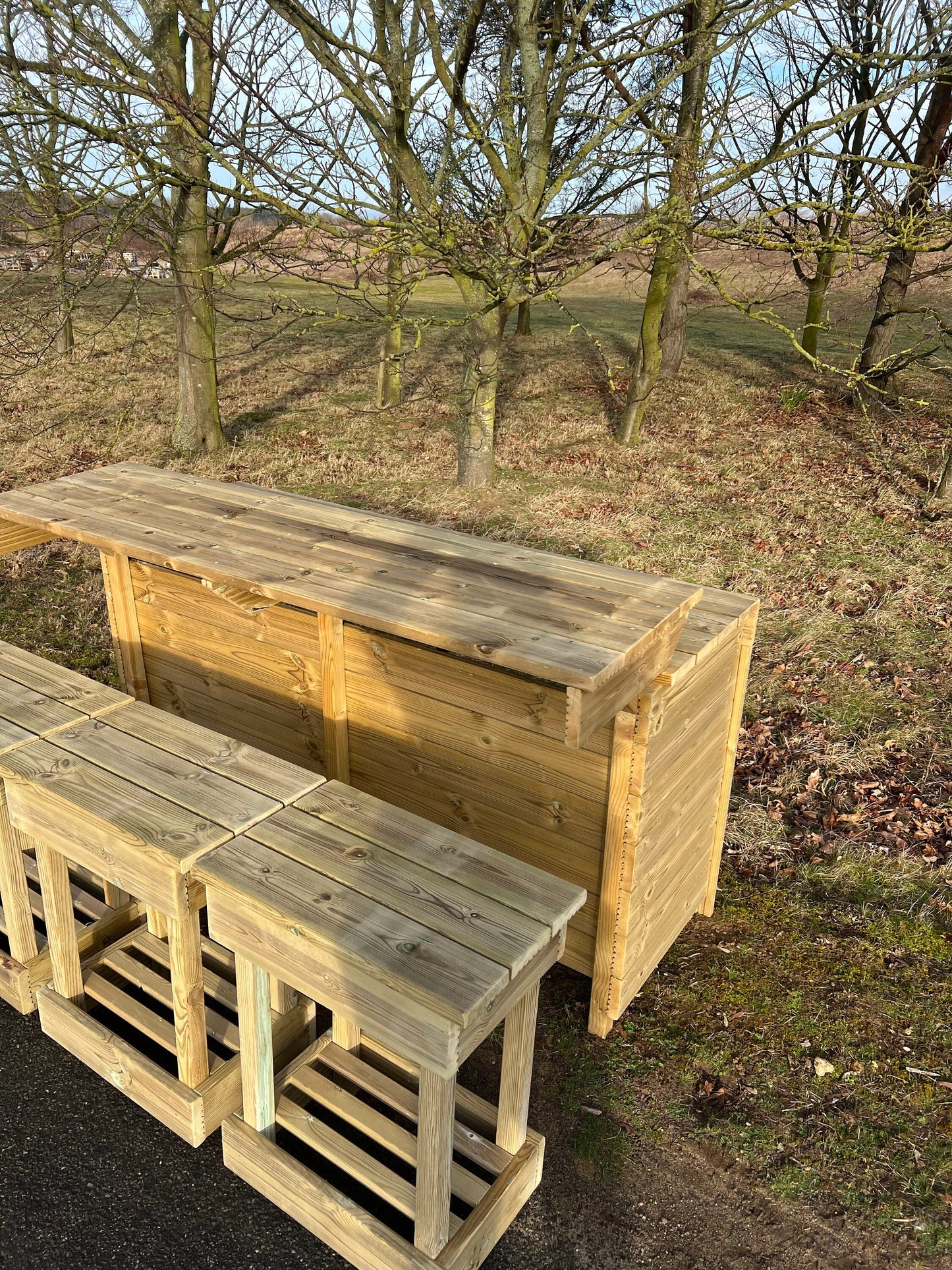 Outdoor cocktail bar, bbq server, drinks bar with stools