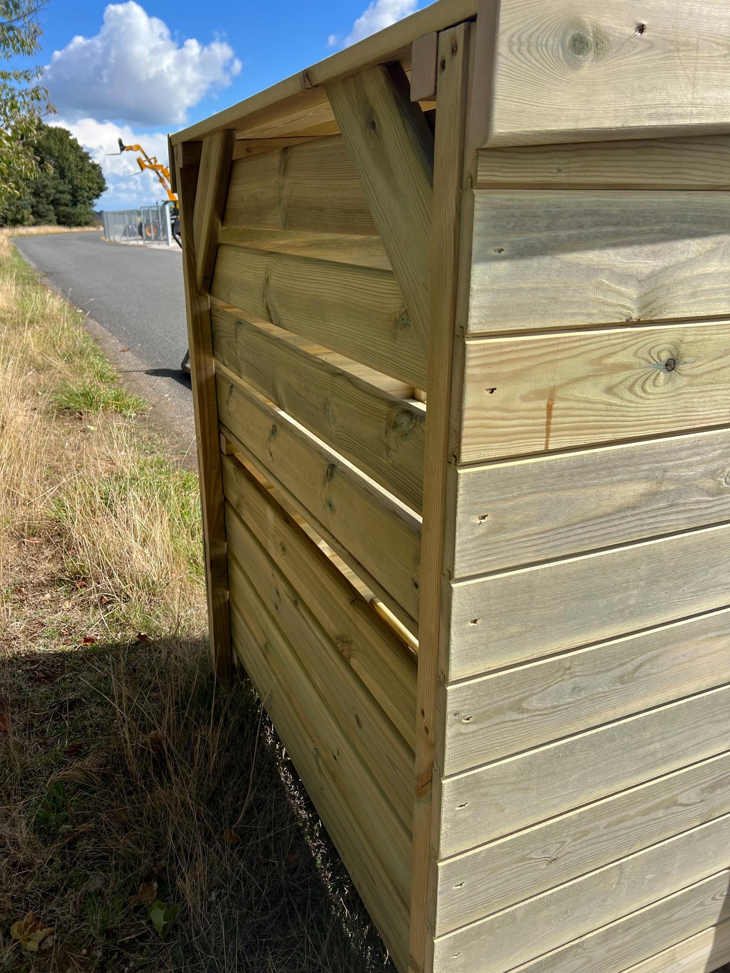 Premium Swedish Redwood Log Store, Garden Storage