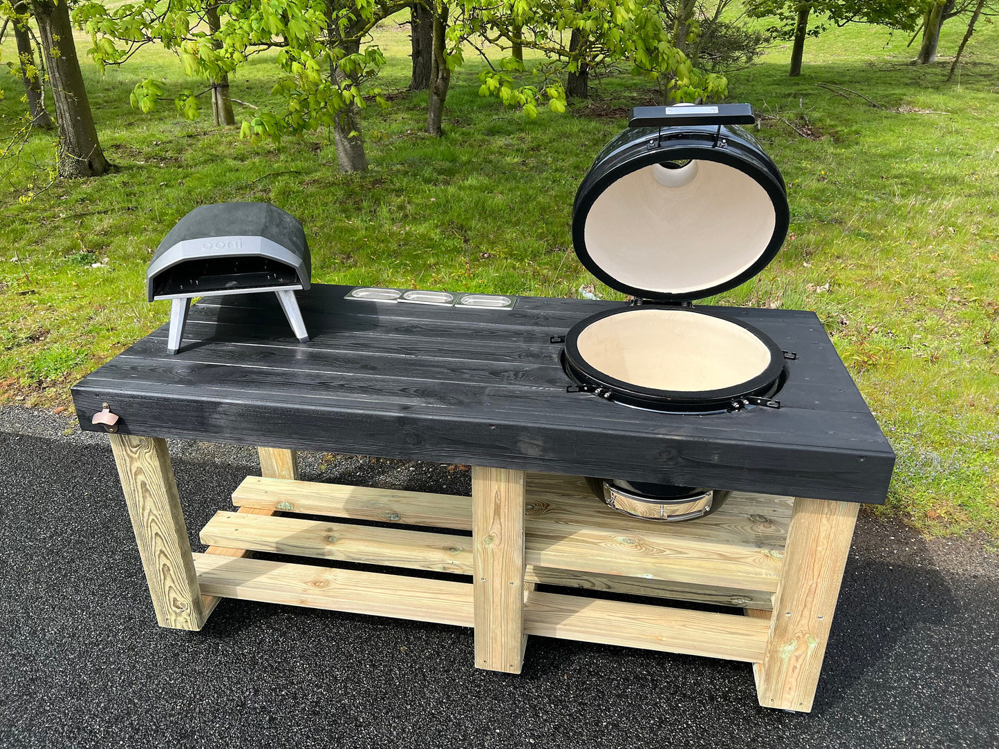 Kamado/ BGE table/ pizza oven table