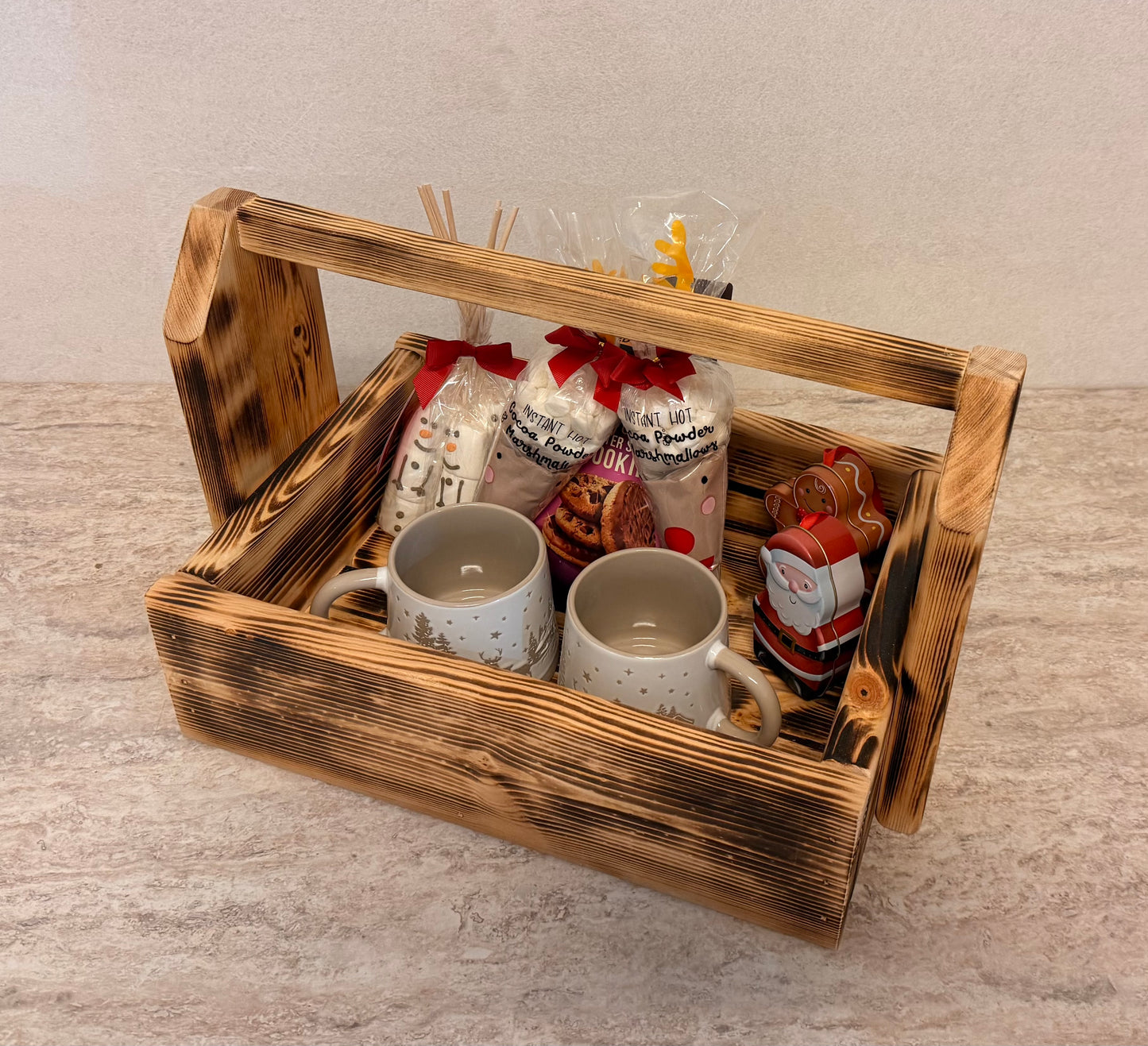 Redwood indoor timber festive hot chocolate caddy/ snack caddy - ideal Christmas gift or Xmas eve box.