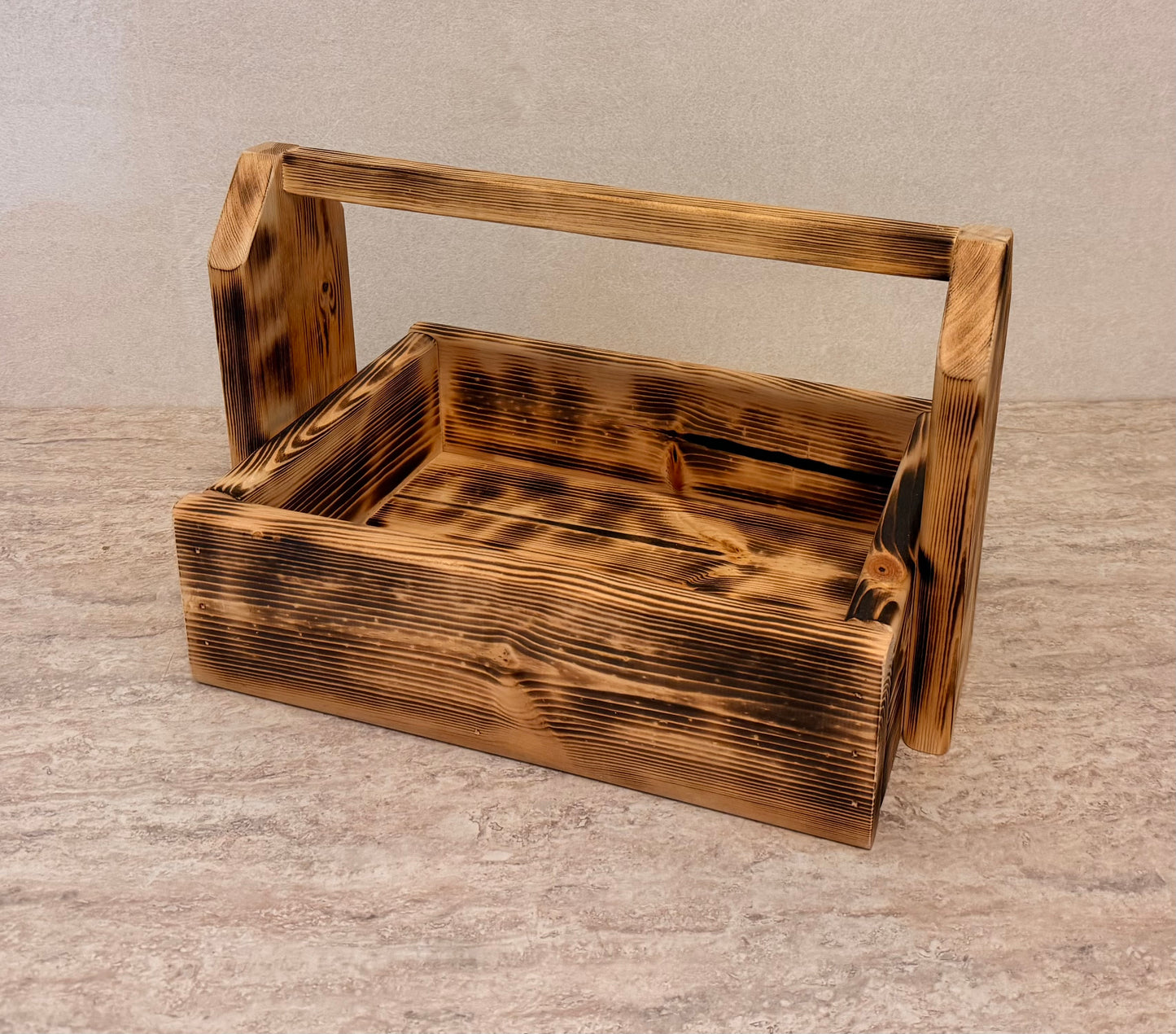 Redwood indoor timber festive hot chocolate caddy/ snack caddy - ideal Christmas gift or Xmas eve box.