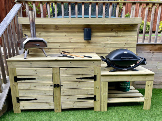 Outdoor Pizza and bbq table perfect for Webber Q series and Ninja Smoker BBQ/ Ninja woodfire table.