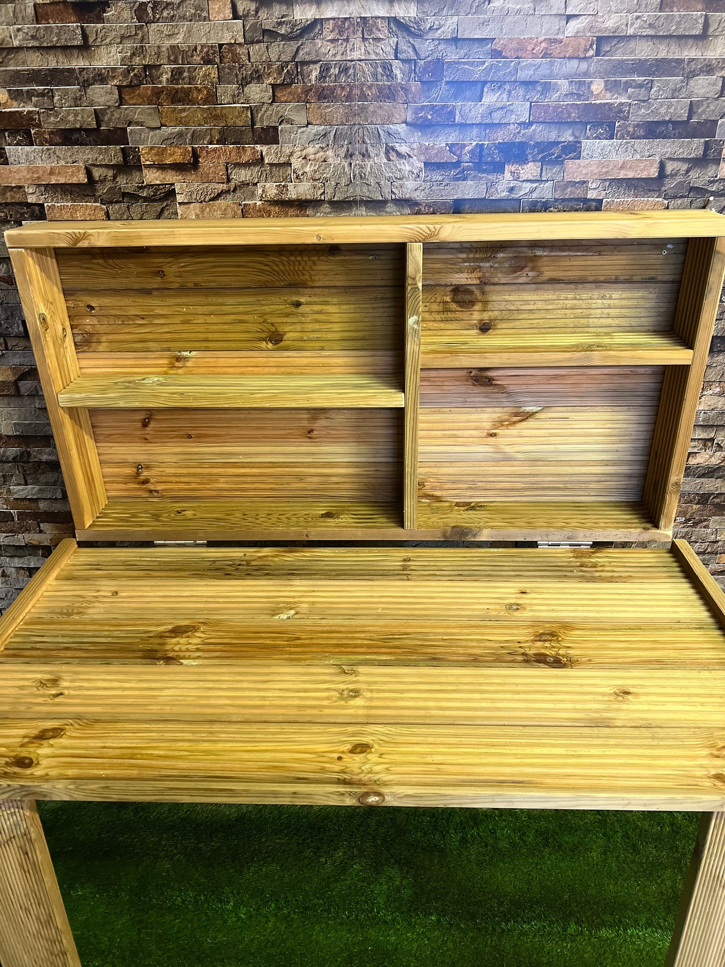 Compact Wall Mounted Foldable Pizza Oven Table