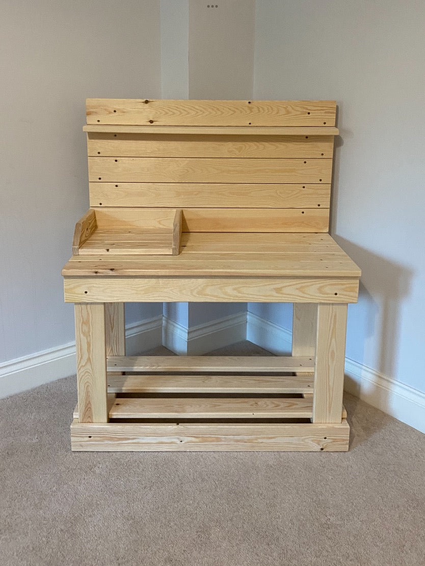 Kids indoor activity table