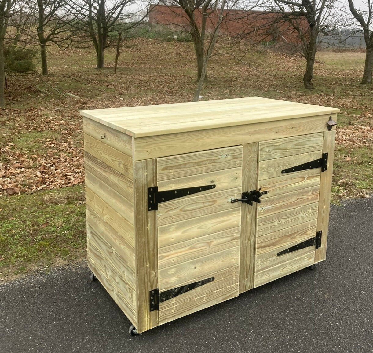 Pizza table with build in storage cupboards / Outdoor drinks bar with built in storage cupboards