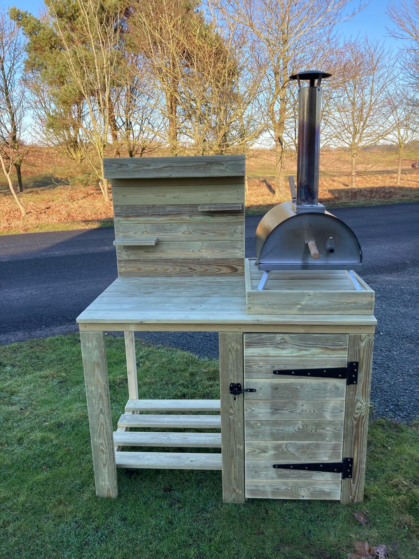 Pizza Table/ Drinks table/ BBQ table with planter top and single cupboard